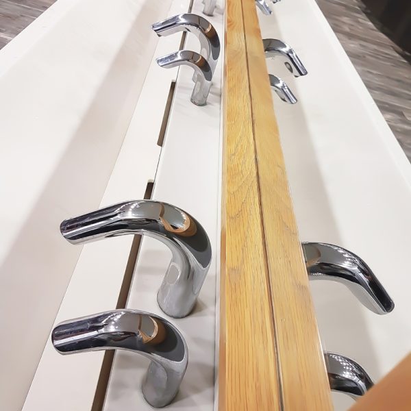Touchless Faucets - Deck Mounted Bathroom Faucet - Touch Free Lavatory Faucets Touch-free electronic faucet for deck-mounted installations Classic-AB1953_Classic_CS_SD_3 web