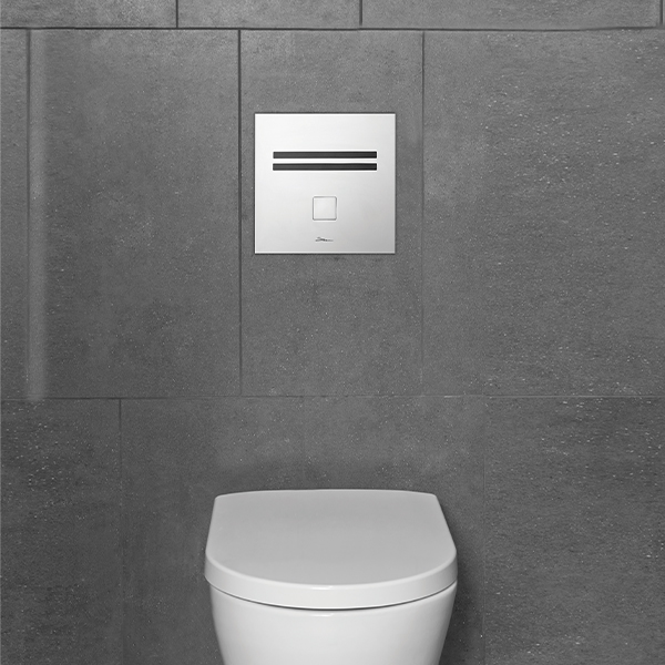 Nara 2032 Touch free electronic flush valve | Nara 2032 on site 1 Touch-free electronic W.C. flush valve with a mechanical override button - Nara 2032 on_site - Automatic Flush Valve